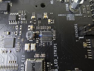 ASUS-Maximus-IX-Extreme-47