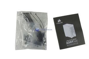 Corsair Graphite 220T RGB 4
