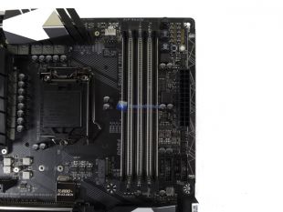GIGABYTE-AORUS-Z270X-Gaming-7-10