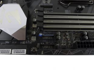 GIGABYTE-AORUS-Z270X-Gaming-7-14