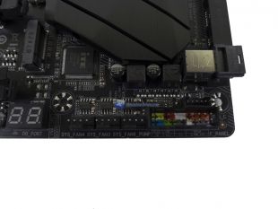 GIGABYTE-AORUS-Z270X-Gaming-7-17