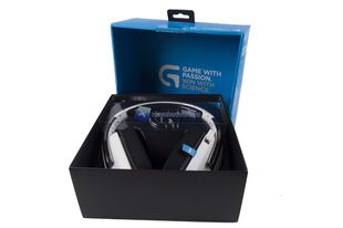 Logitech G933 Artemis Spectrum Snow 3
