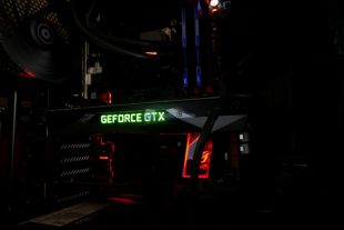 NVIDIA-GTX-1080-FE-19